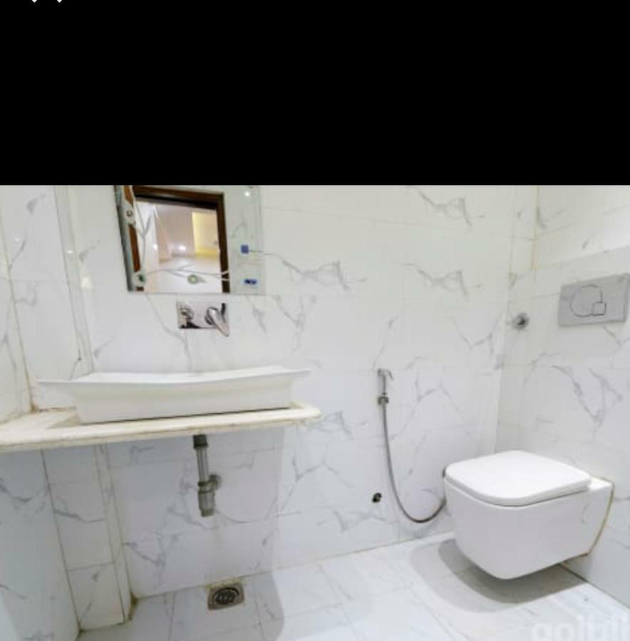 Hotel Le Mem Delhi  Bagian luar foto