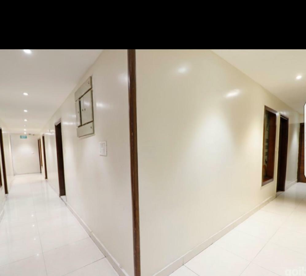 Hotel Le Mem Delhi  Bagian luar foto